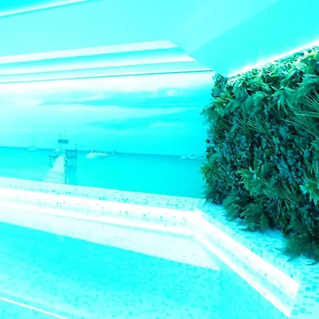 & Meydan Hotel