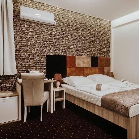 Hotel & Meydan