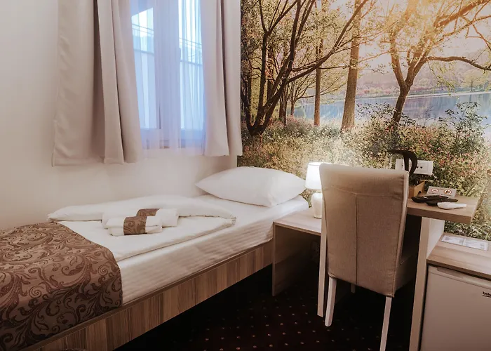 Hotel & Meydan Mostar